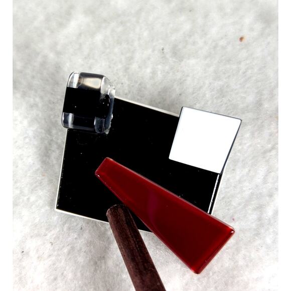 Fused glass contemporary pin Black White +Red handmade gallery Artisan 2 x 1.25" - Picture 4 of 4